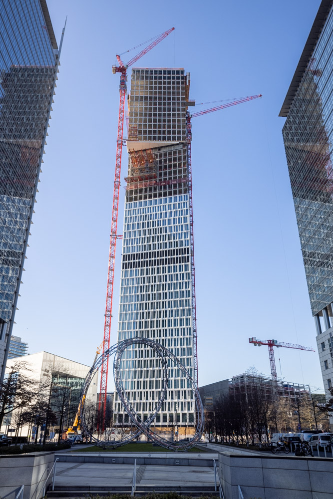 ONE GOOD HIGHRISE – The ONE shell is completed